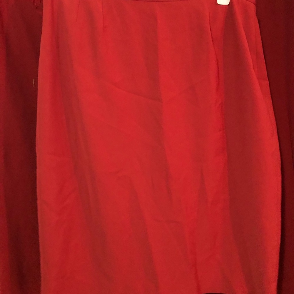 Skirt - Picture 3 of 4